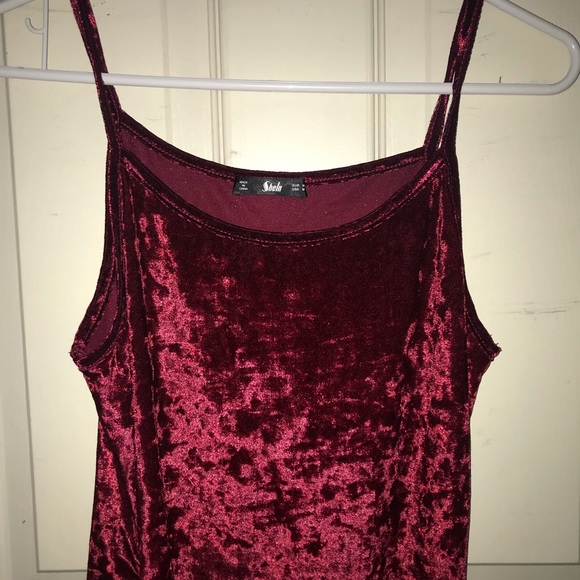 SHEIN red velvet asymmetrical dress - Picture 2 of 7